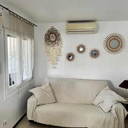 Avec Piscine Sur Empuriabrava